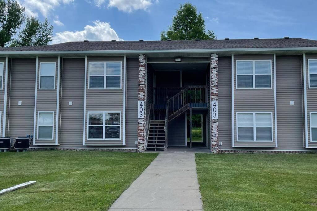The Mary Lou - 2 Bedroom Apt In Quilt Town, Usa Hamilton Exteriör bild